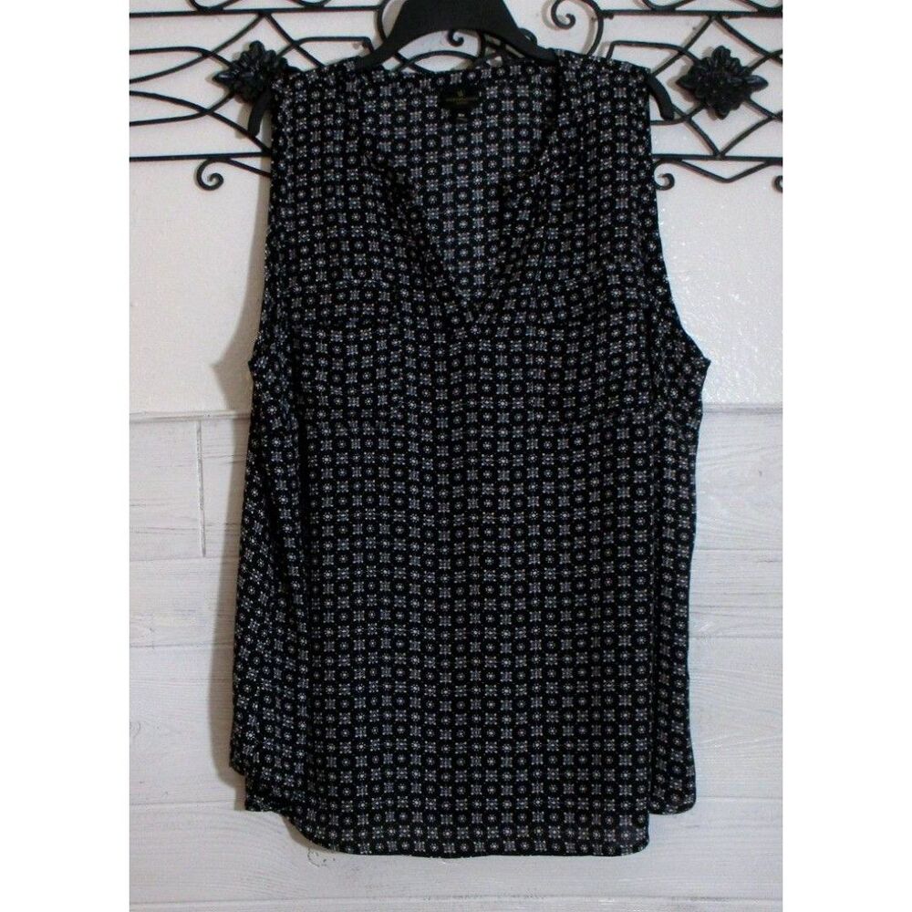 Worthington Women's Top Size 2X Sleeveless Black Geometric Round Neck